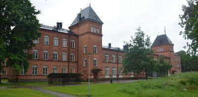 стоматолог