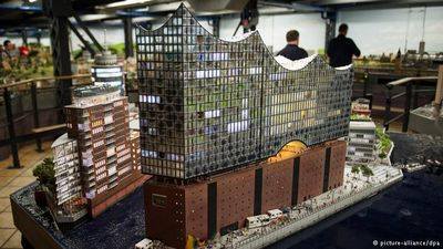 малеханького мира